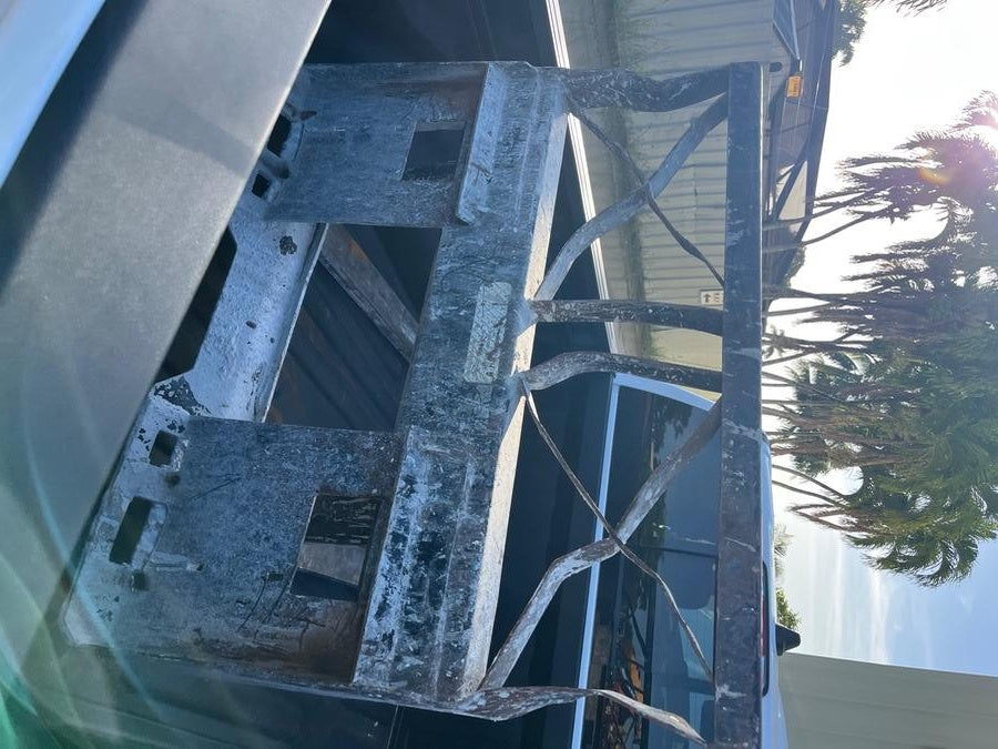 2017 FLECO 24" Pallet Forks - Fleco