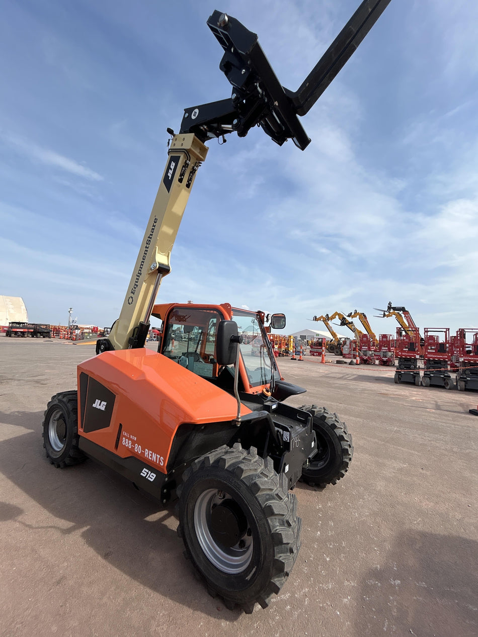 2026 JLG 519