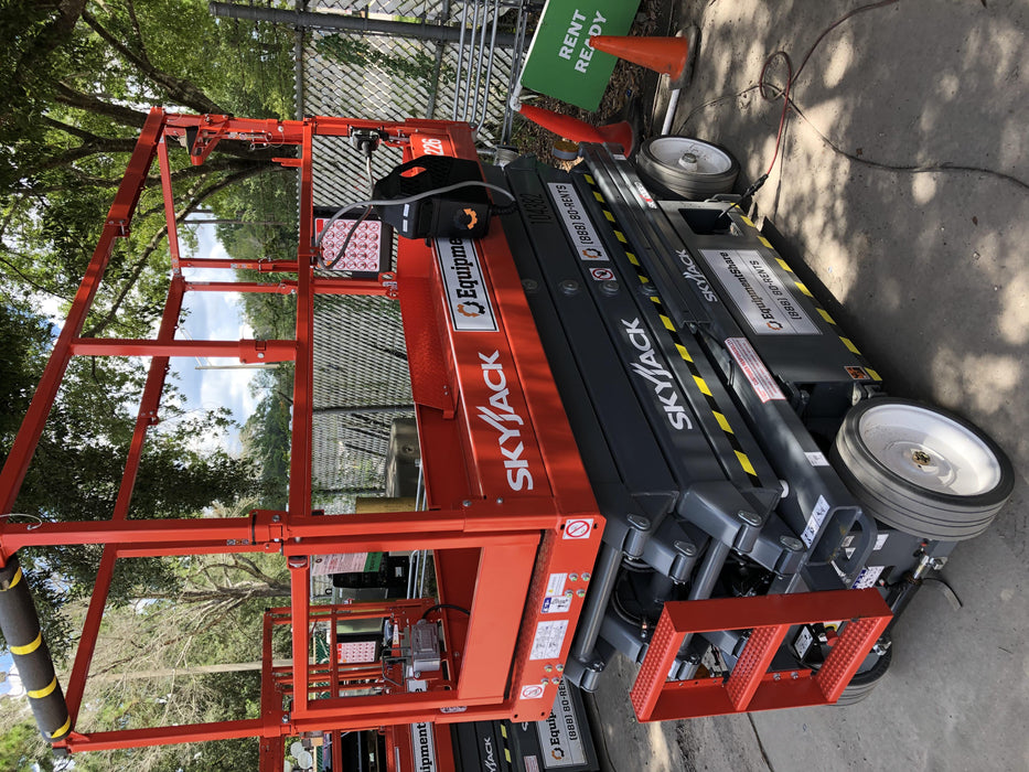 2020 Skyjack SJIII-3226 Solid NM Tires, Half height spring hinged entry gate, Dual Beacons