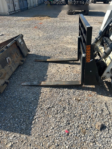 2025 ARROW MATERIAL HANDLING 24" Pallet Fork Frame