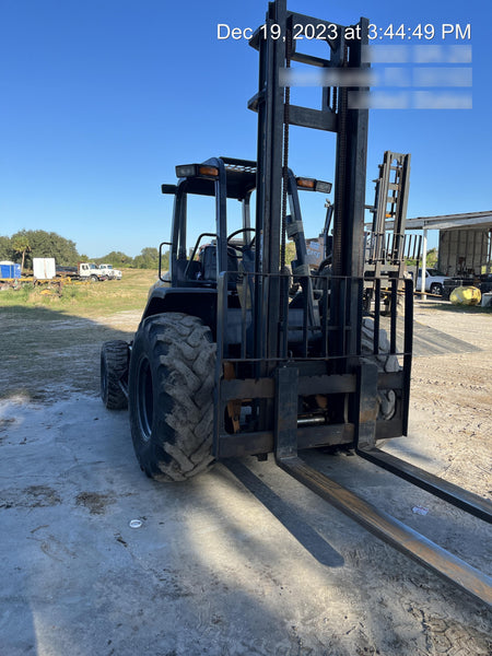 2018 CASE 586H