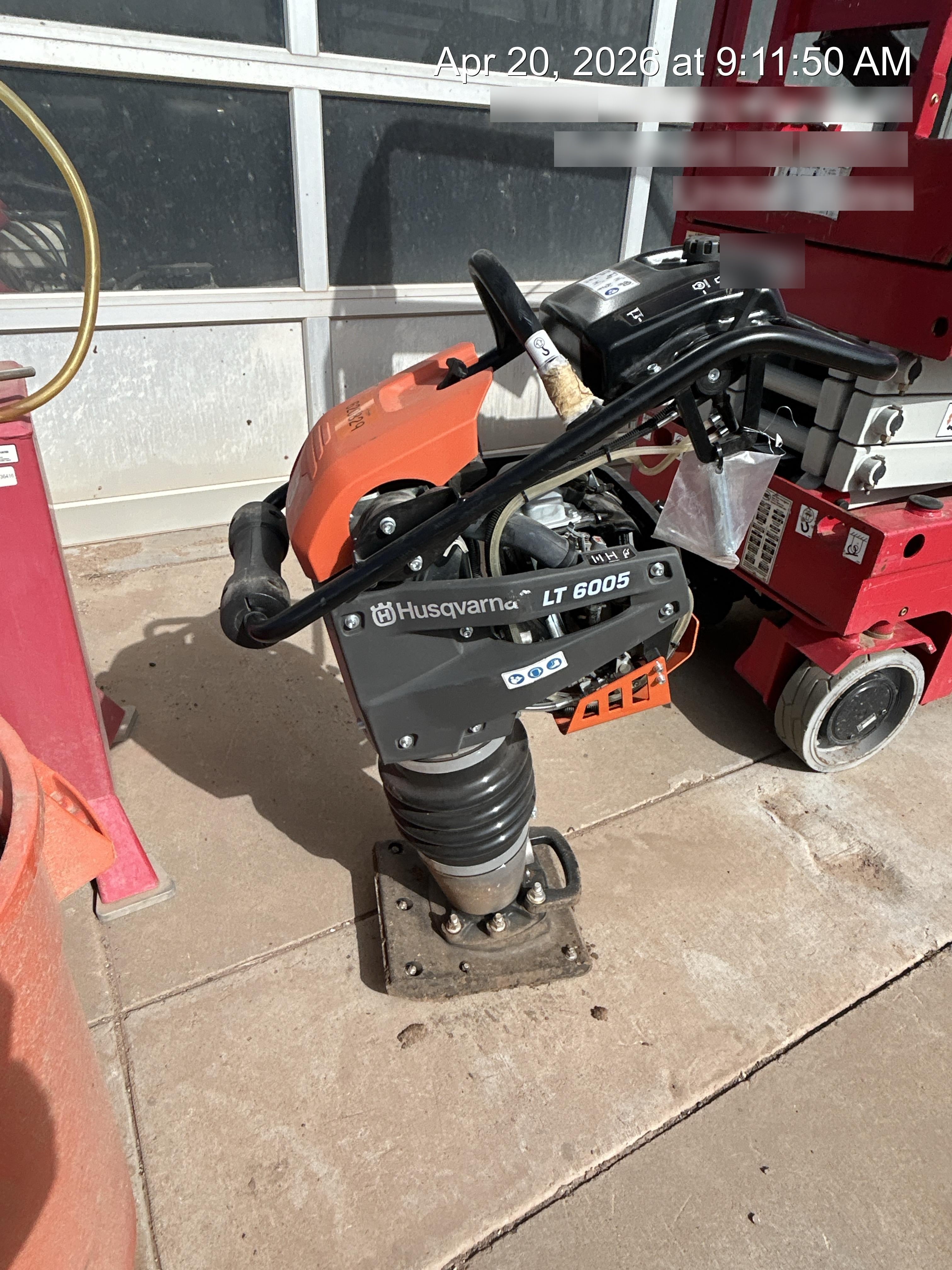 2025 HUSQVARNA LT6005