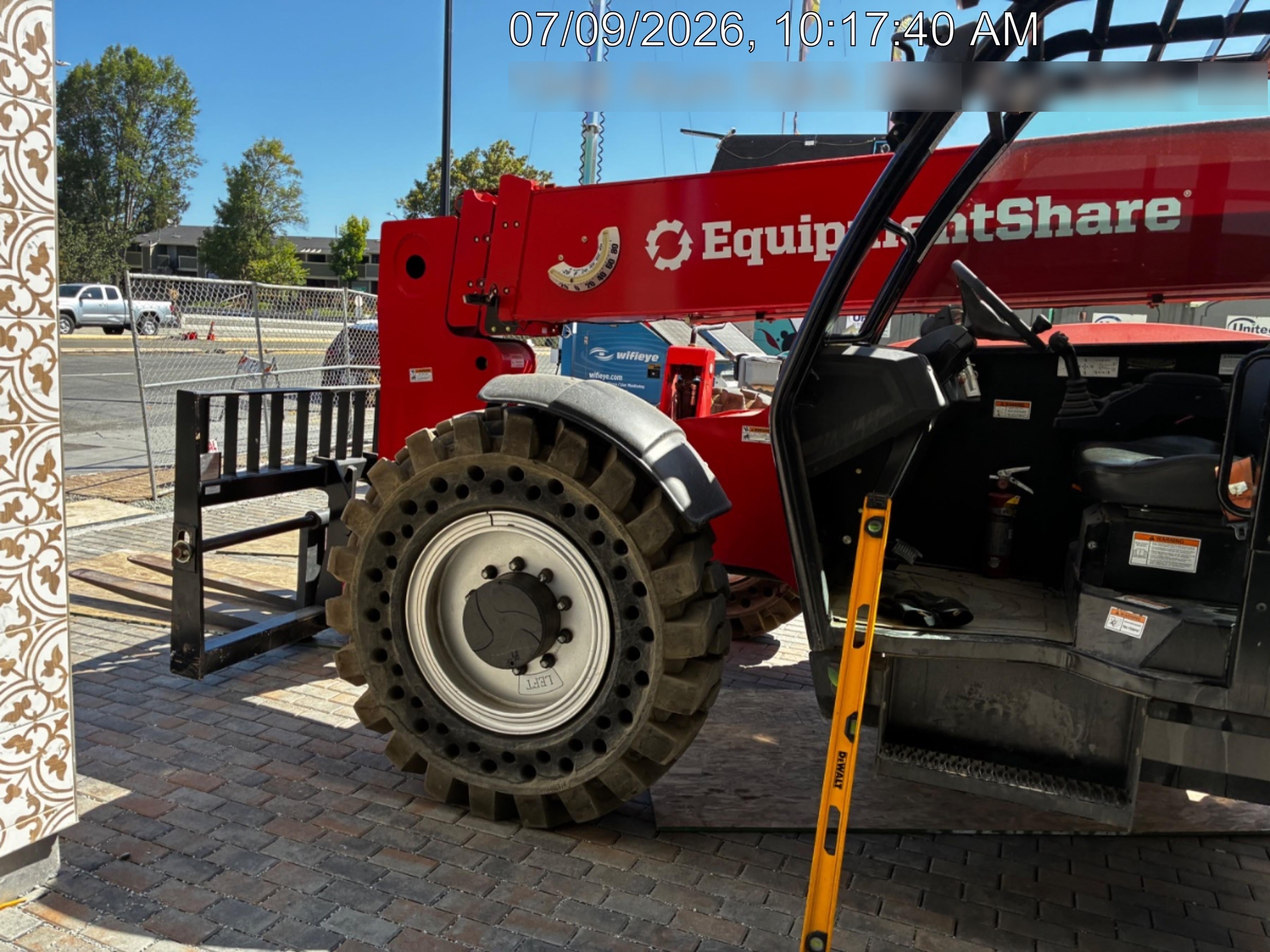 2024 MANITOU MTA842
