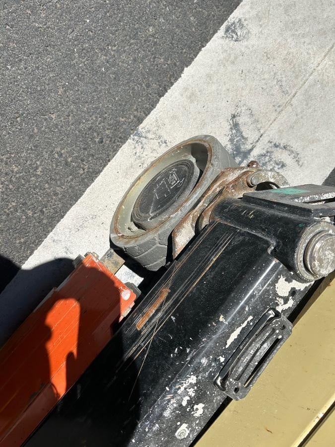 2021 JLG ES1932
