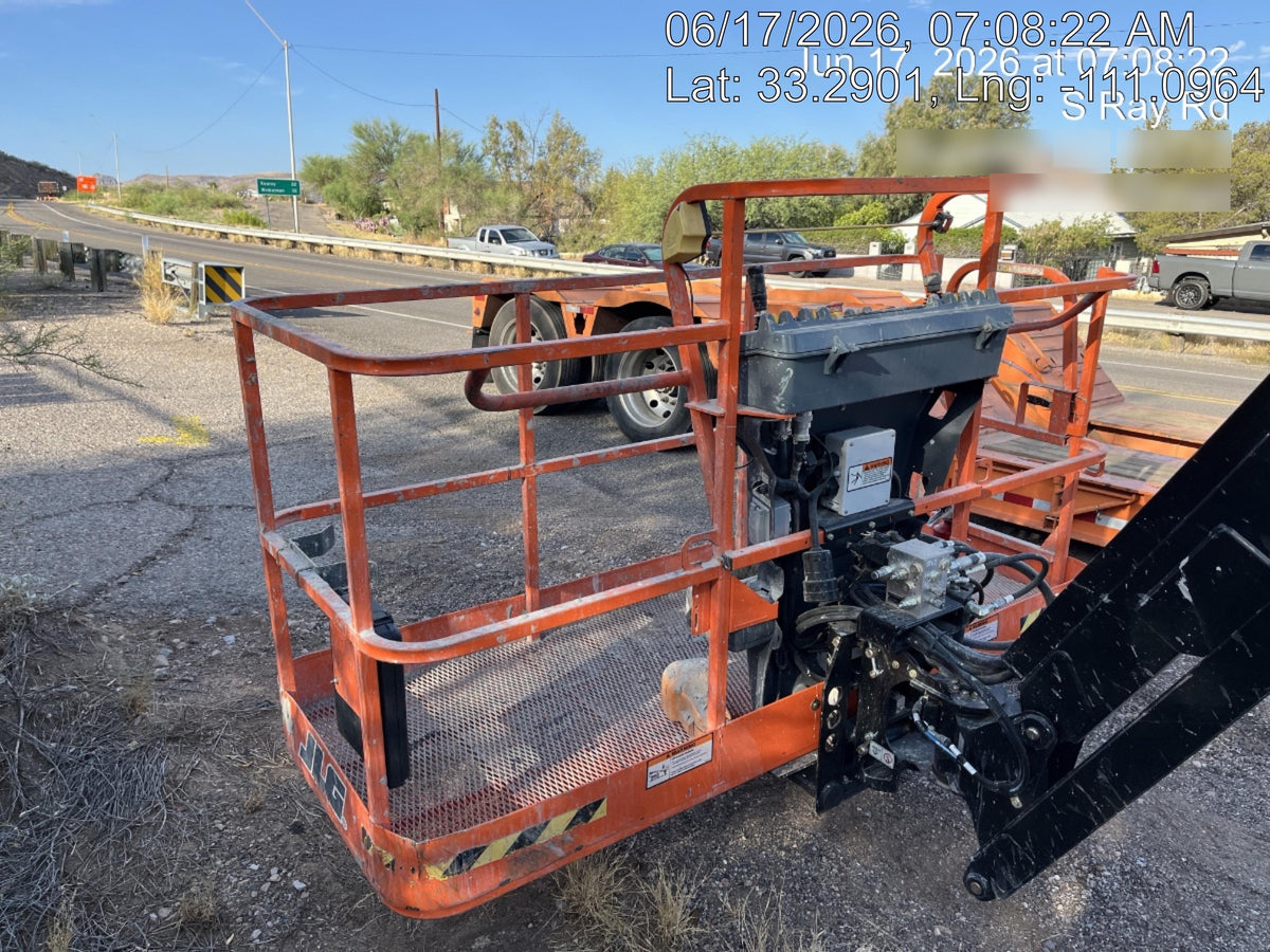 2025 JLG 660SJ