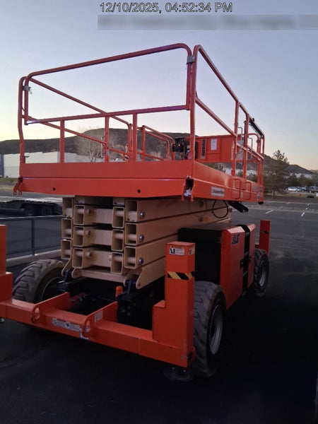 2019 JLG 430LRT