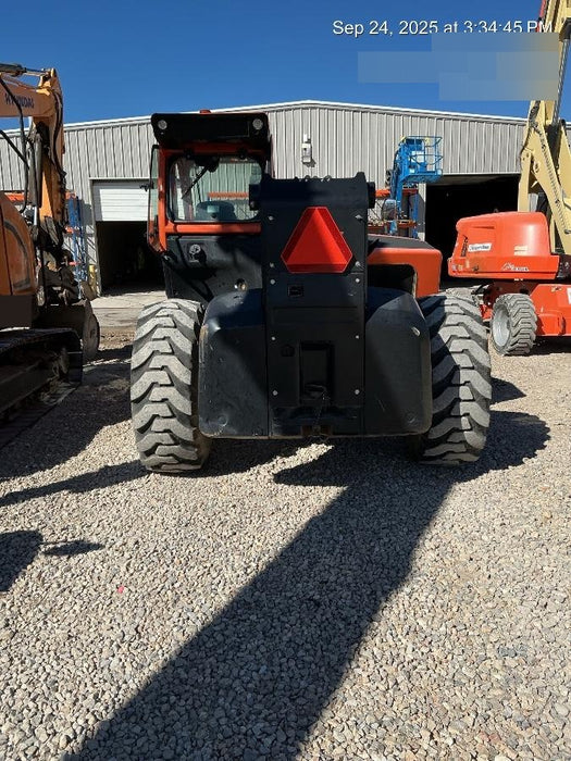 2022 JLG 1732