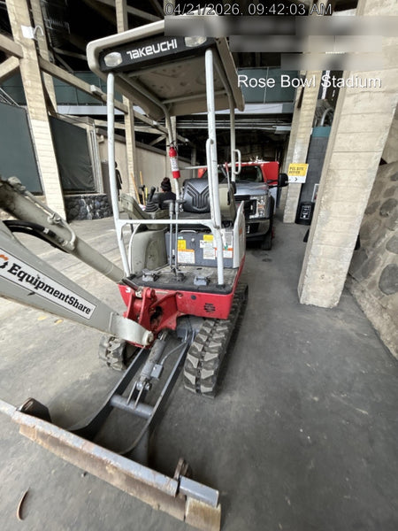 2023 TAKEUCHI TB216R