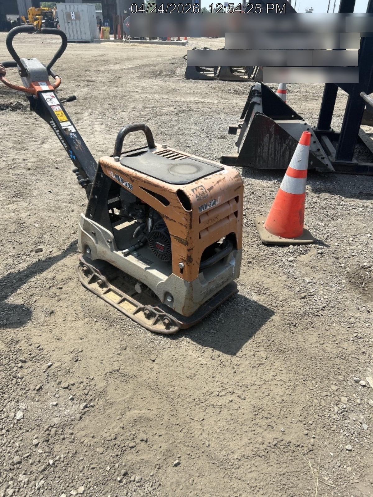 2023 Multiquip MV308GH Honda GX270, 18" Plate, Tachometer
