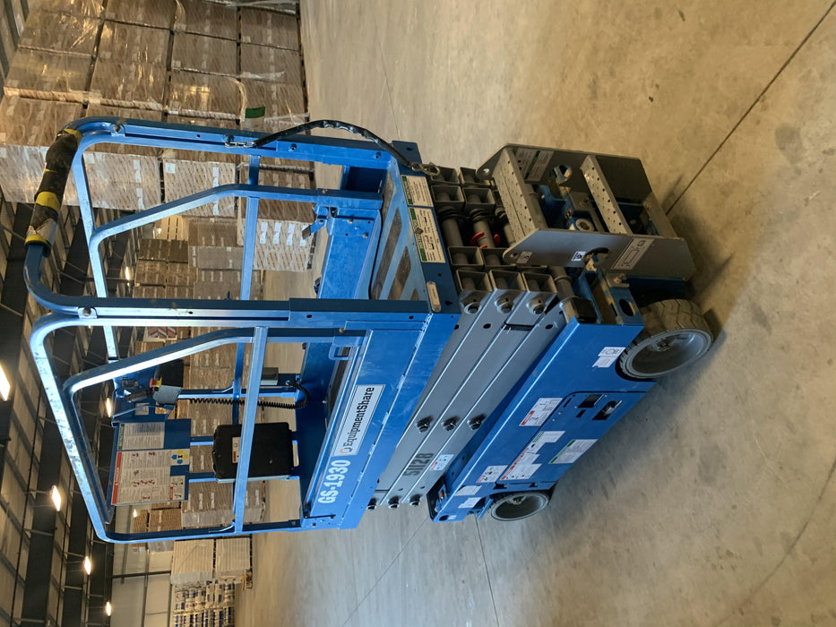 2019 Genie GS-1930 Fixed Rails with Chain Entry