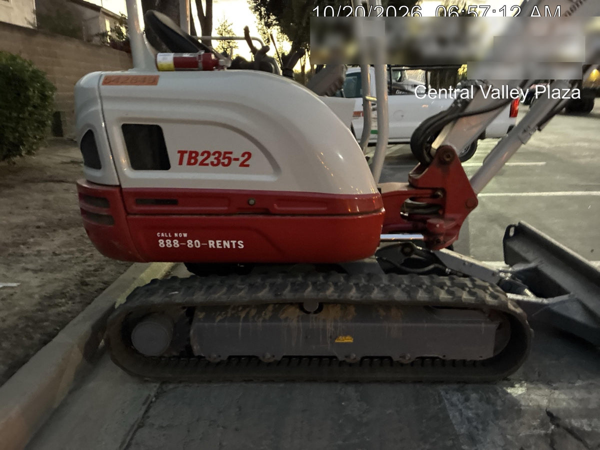 2025 TAKEUCHI TB235-2R