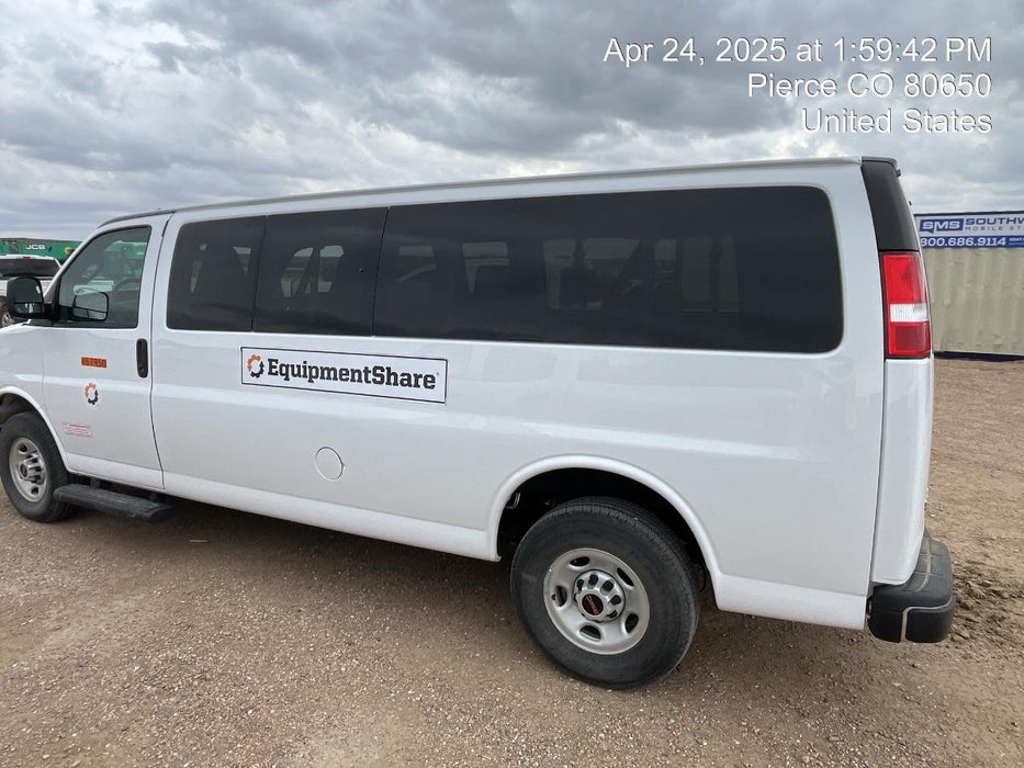 2025 CHEVROLET Express Van - Rental
