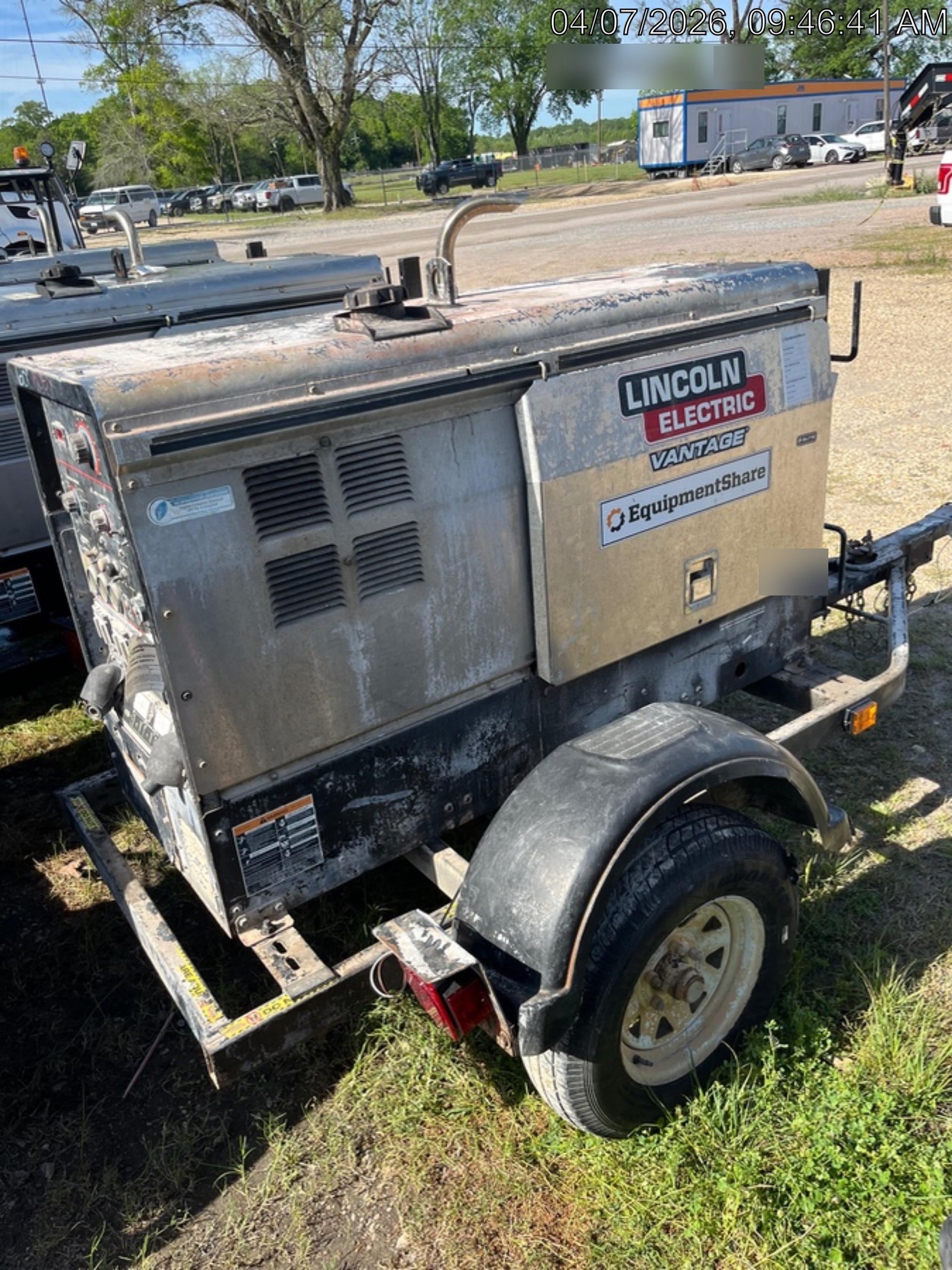 2019 Lincoln Electric Vantage 322 Welder Ready-Pak 3, Two wheel trailer, Fender and Light kit, Cable Rack