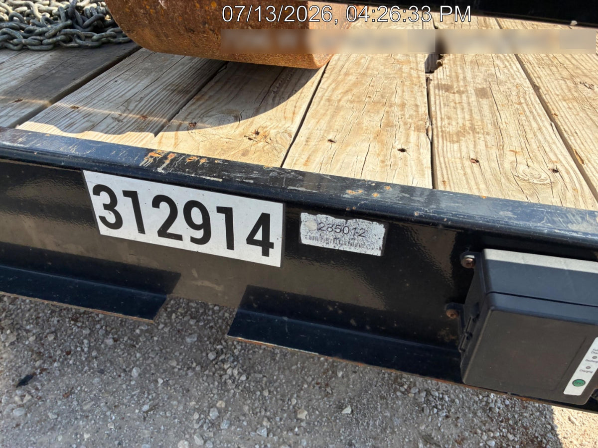 2023 LOADTRAIL Tilt-Deck Rental Trailer