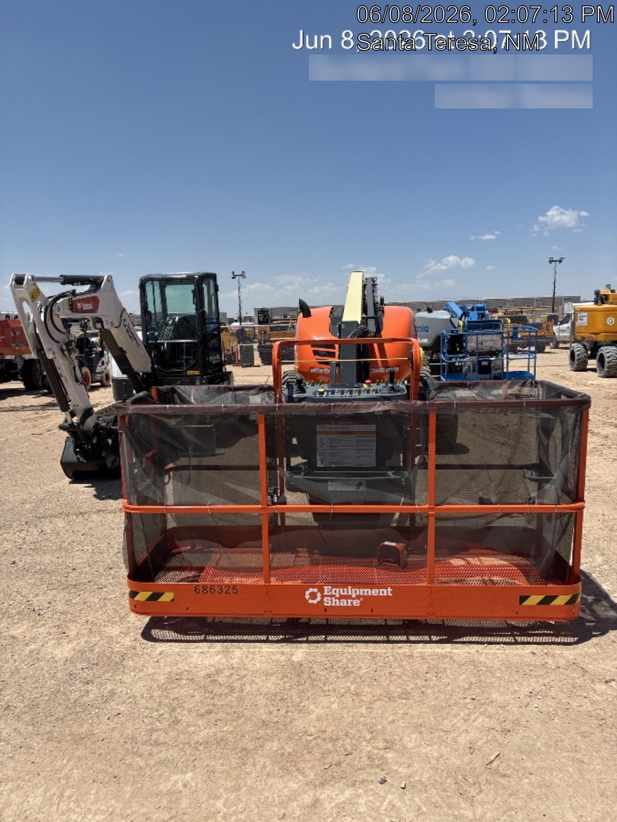 2026 JLG 600AJ