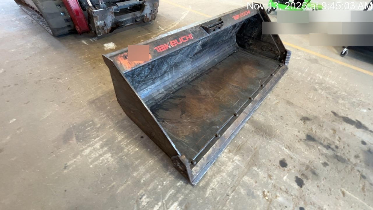 2025 TAKEUCHI 80" Smooth Bucket - Takeuchi