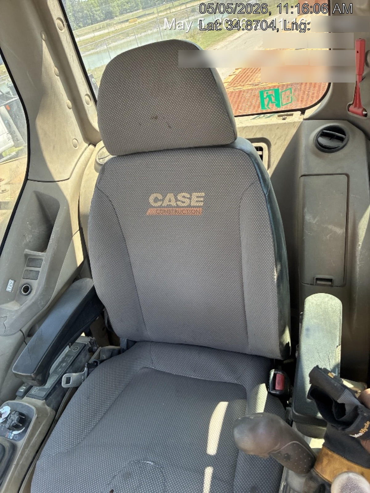 2015 Case CX80C CLOSED CAB, A/C, RUBBER TRACKS PADS, 7'-2" ARM