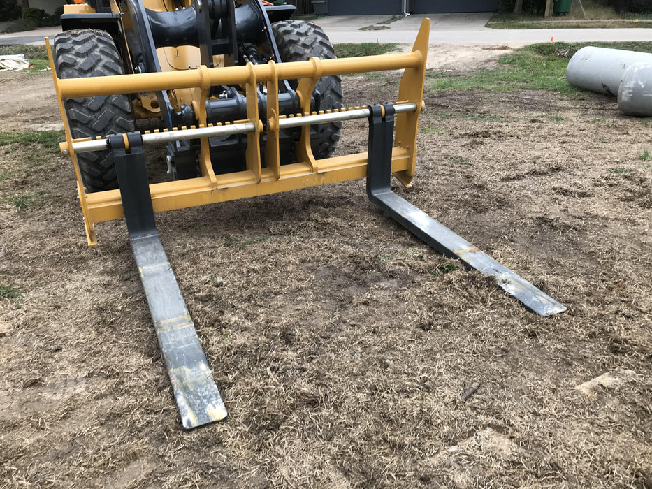 2020 JOHN DEERE 96" Loader Fork Carriage - John Deere
