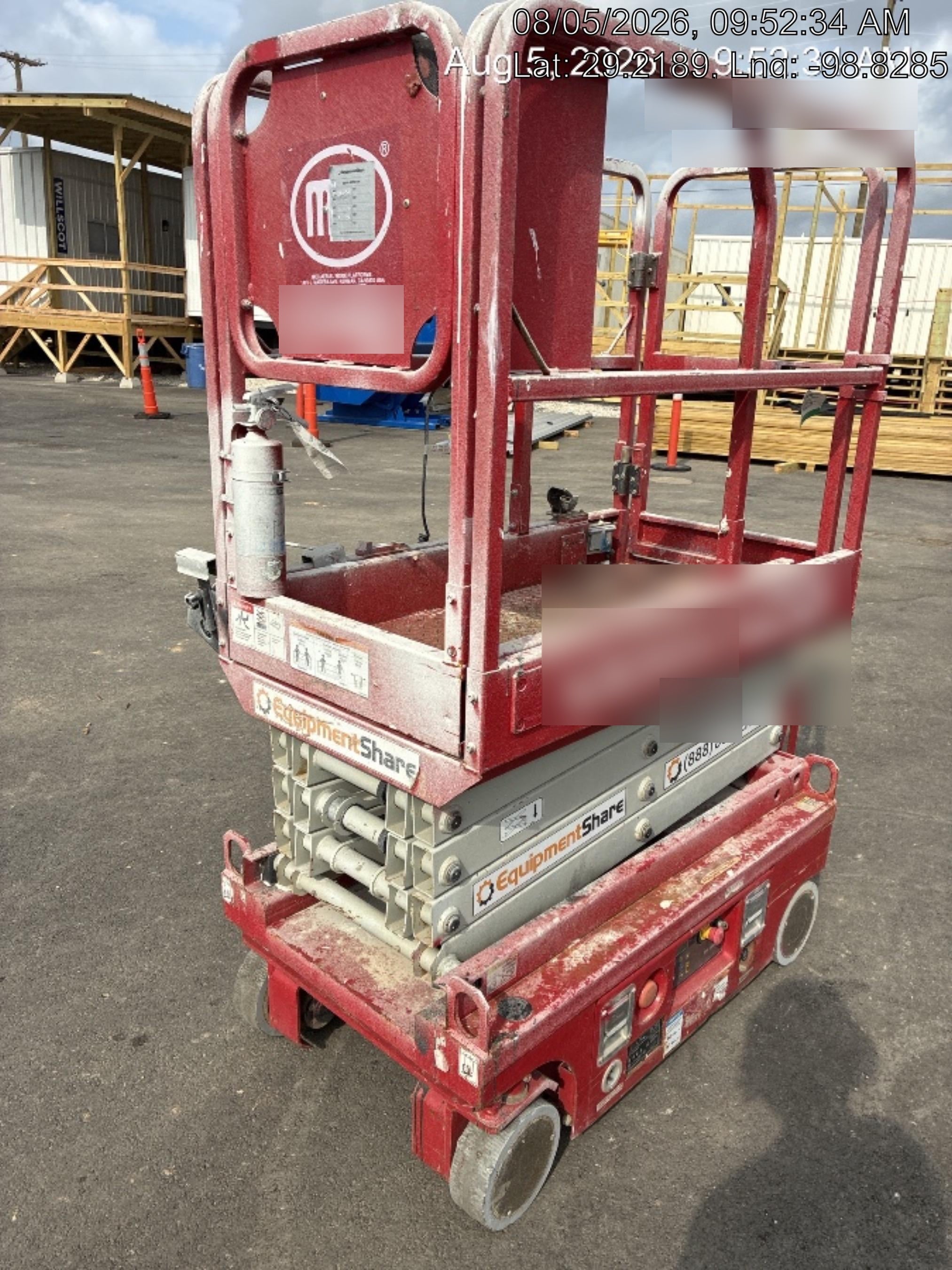 2019 MEC 1330SE MEC 1330SE w/ES Track Hardware, Full Extended 2 Year Warranty