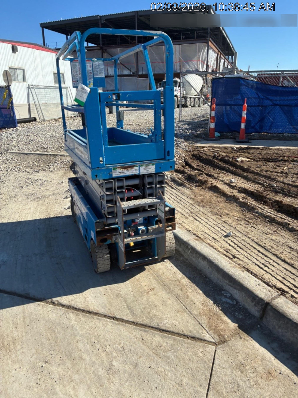2020 Genie GS-1930 Solid Non Marking Tires, Beacon, Folding rails with half height swing gate