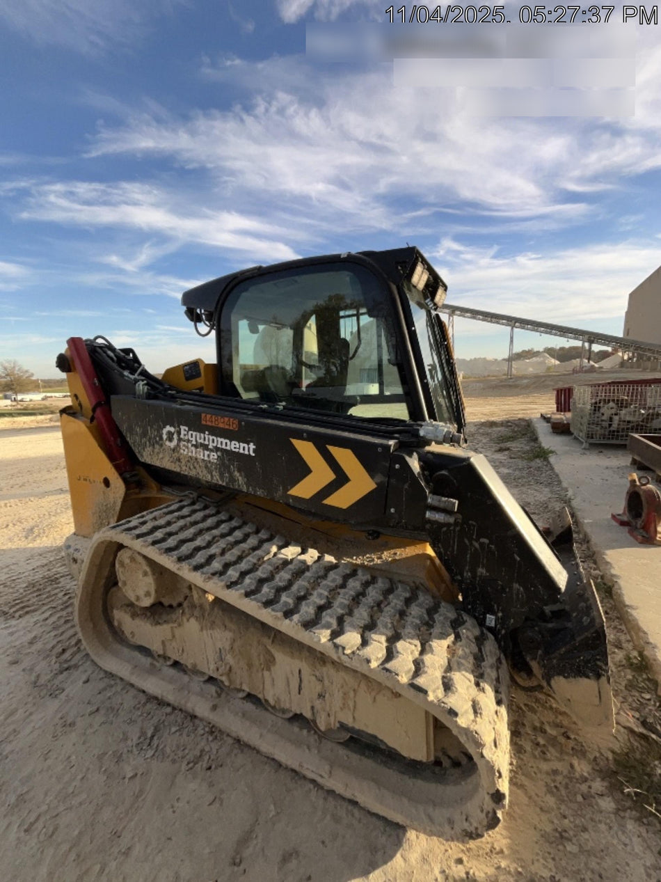 2024 JCB 3TS-8T