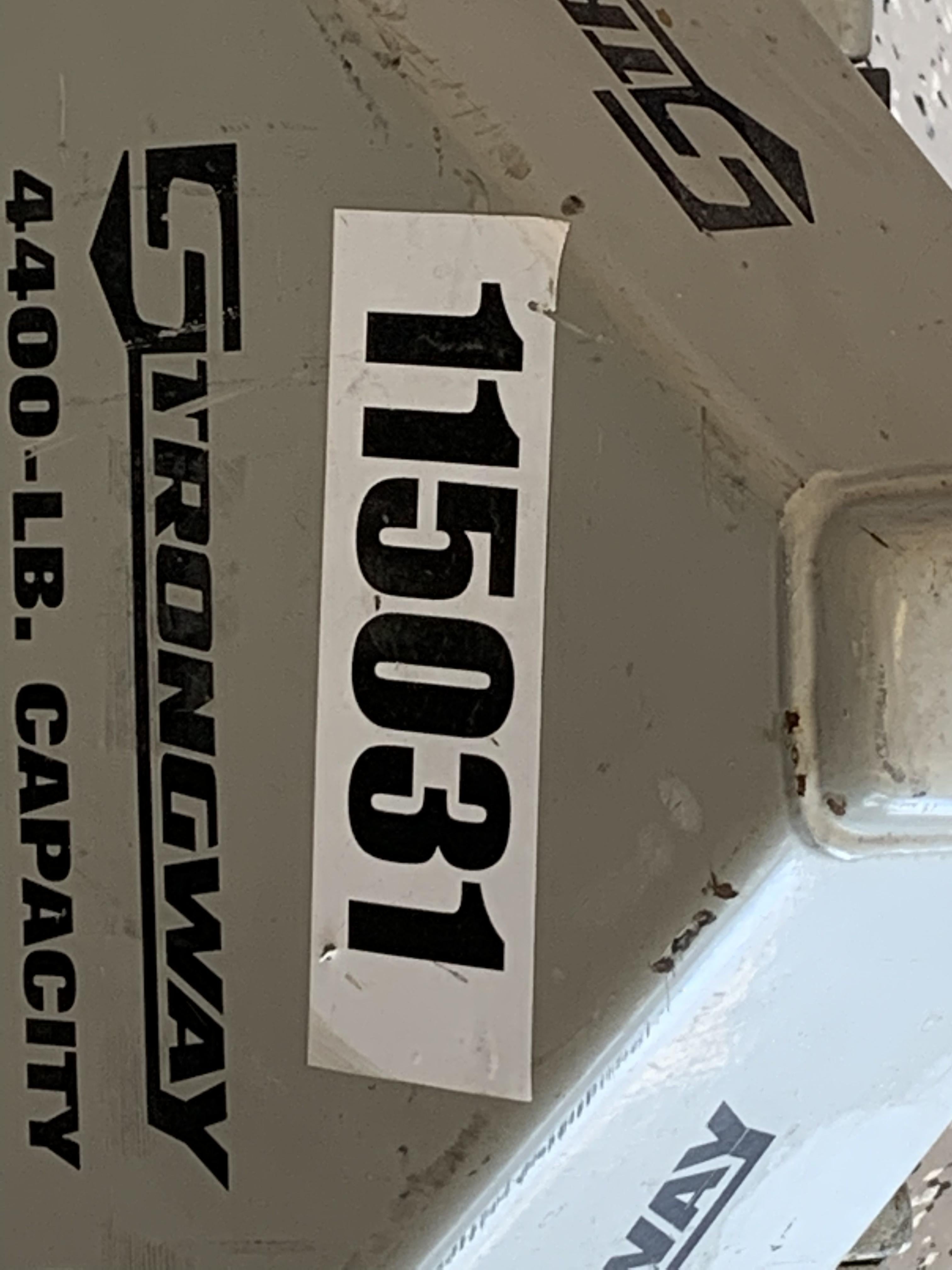 2019 STRONGWAY 4400 lb Pallet Jack