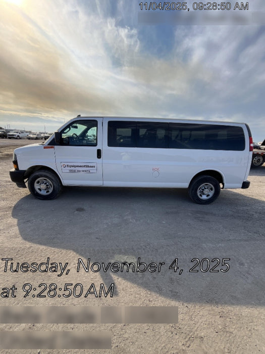 2023 CHEVROLET Express Van - Rental
