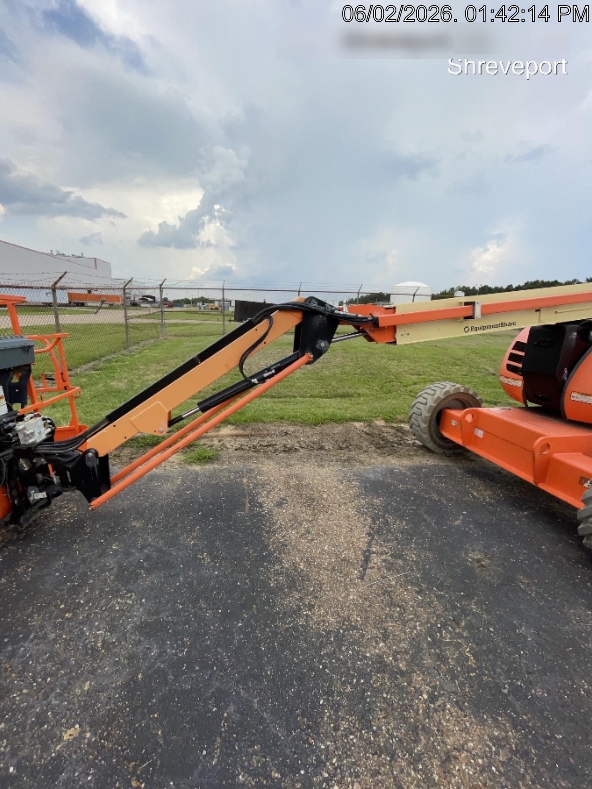 2023 JLG 600AJ