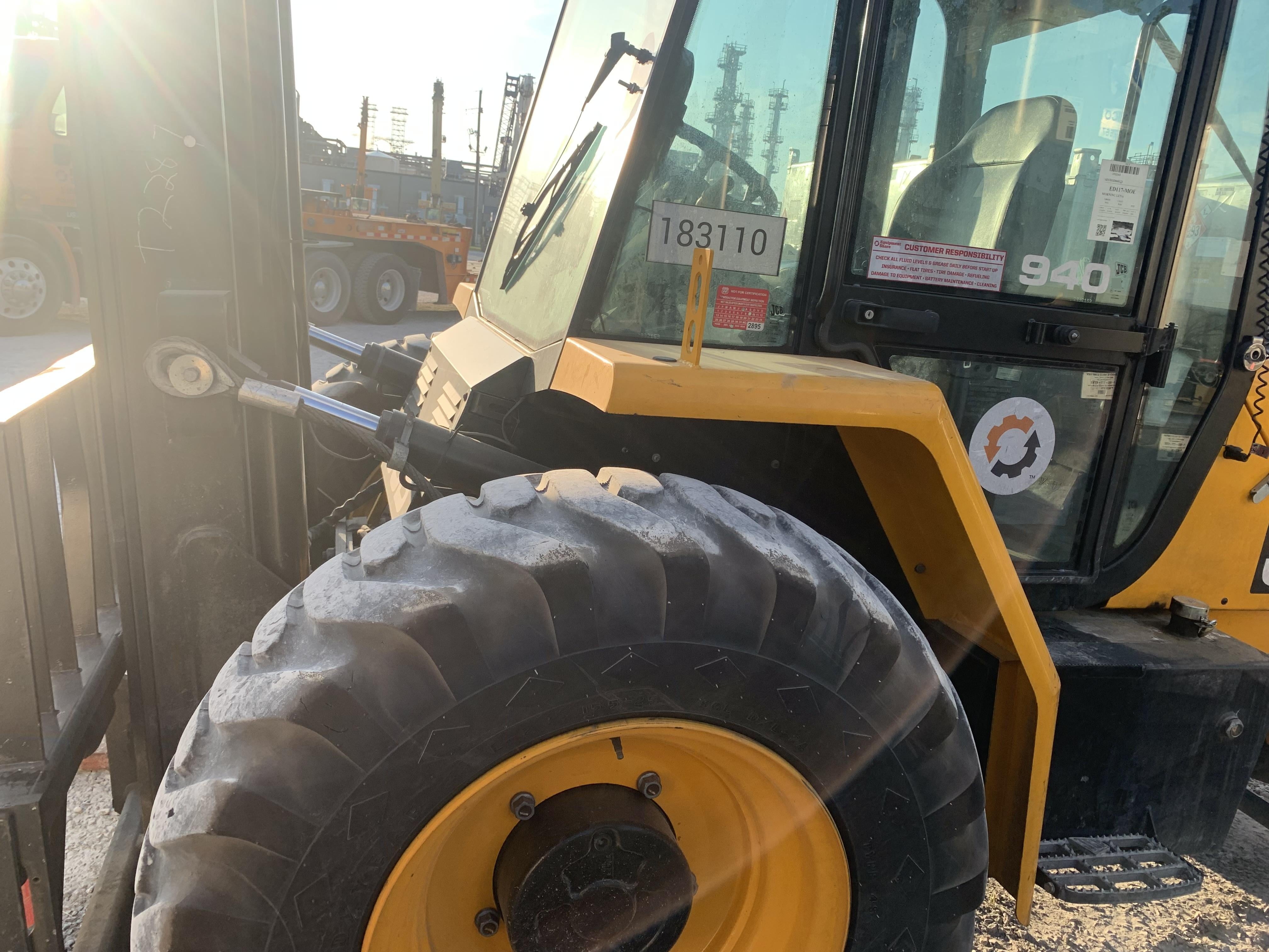 2021 JCB 940-4