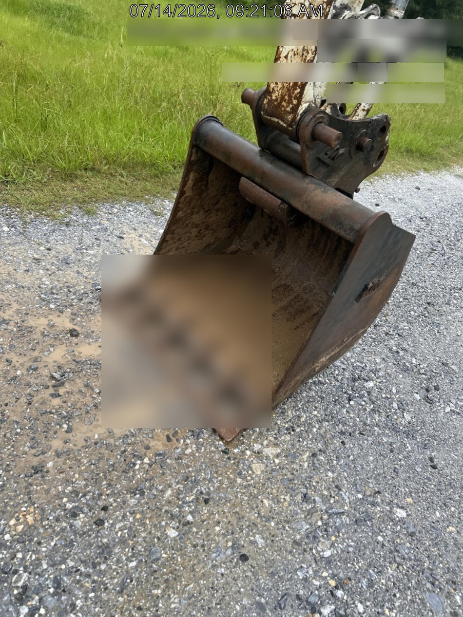 2025 TAKEUCHI 36" Bucket - Takeuchi