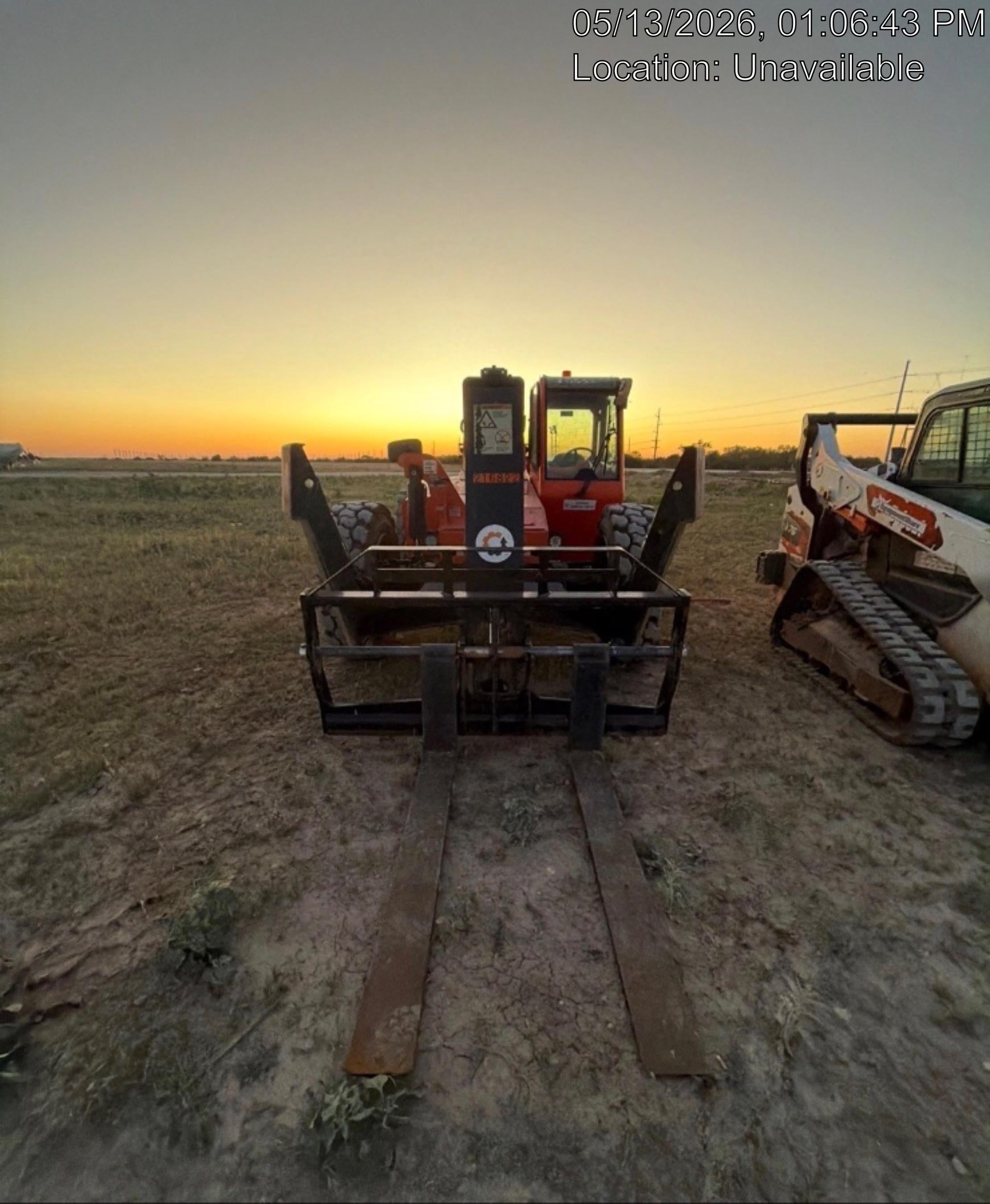 2026 ARROW MATERIAL HANDLING 72" Pallet Forks - Arrow