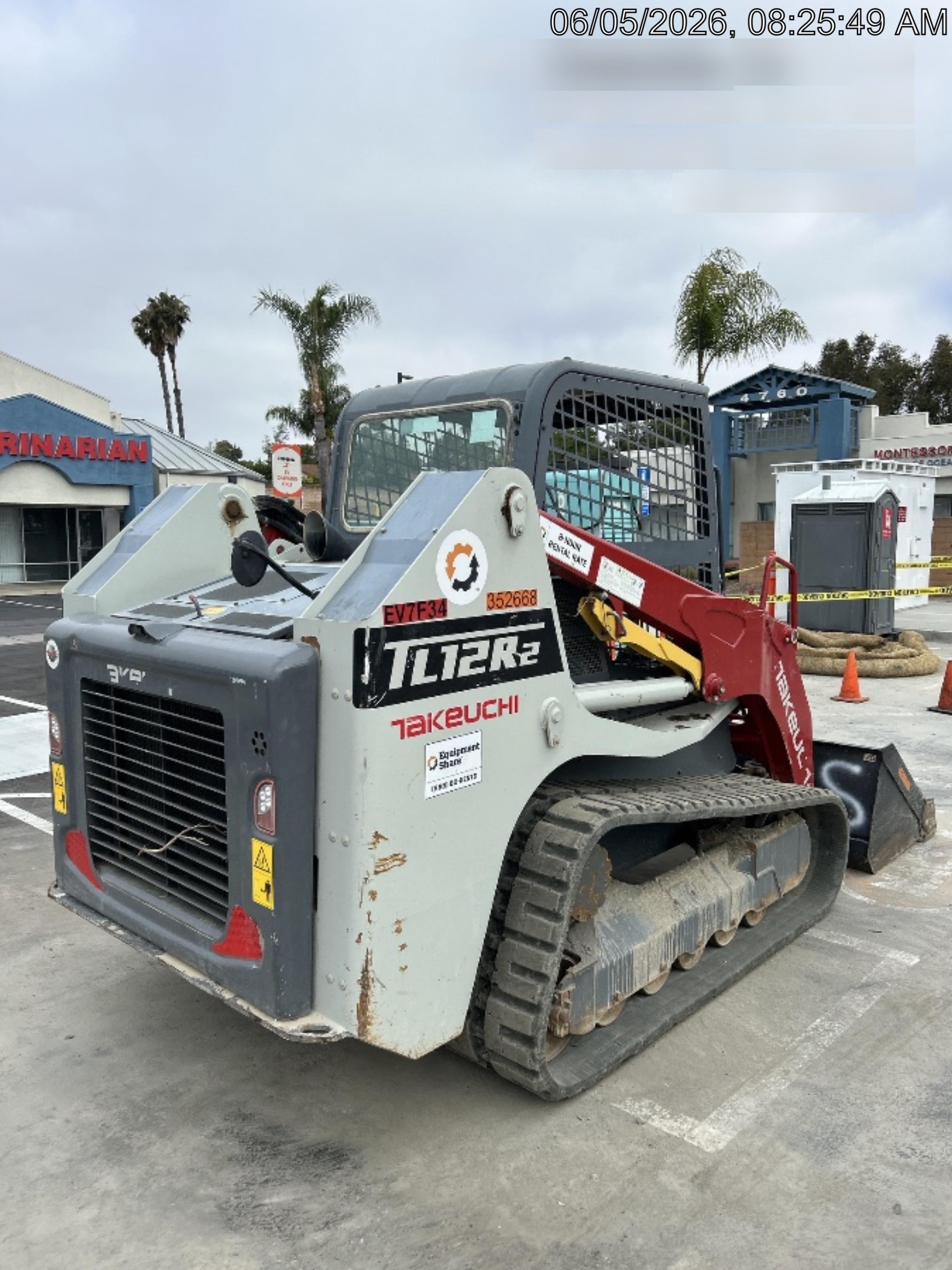 2023 TAKEUCHI TL12R2-R