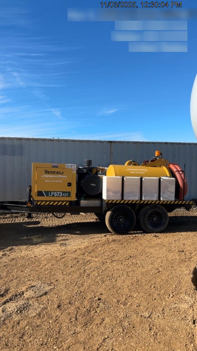 2022 Vac-Tron LP573XDT T4 Koehler Diesel Engine, 500 Gallon Debris Tank, x2 100 Gallon Water Tanks