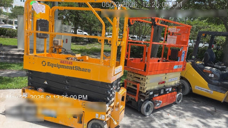 2022 JLG ES1932