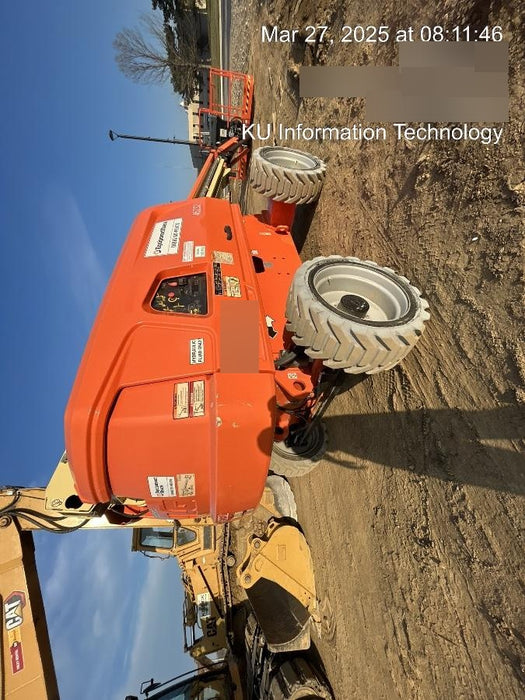 2019 JLG 660SJ
