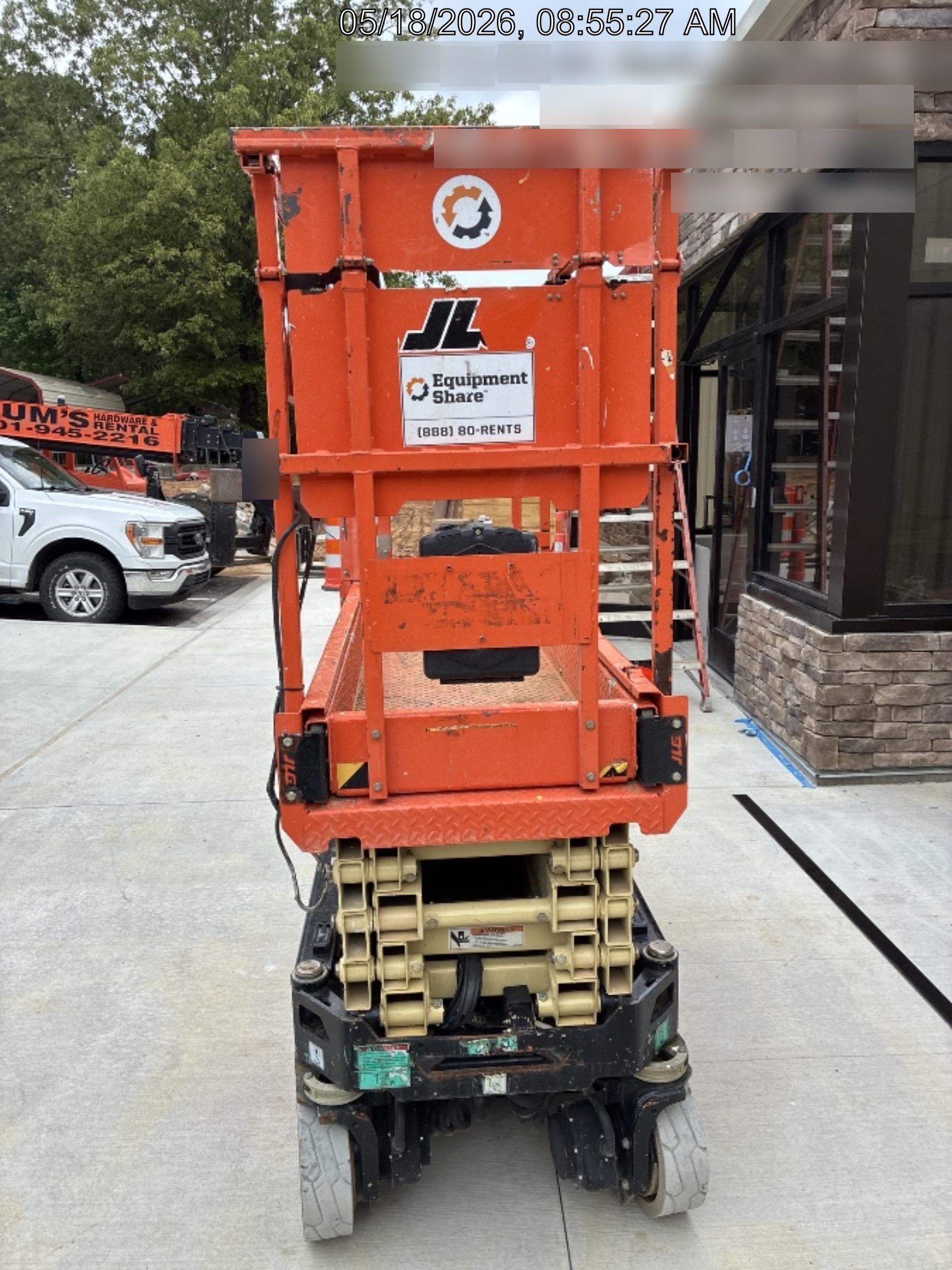 2022 JLG ES1932