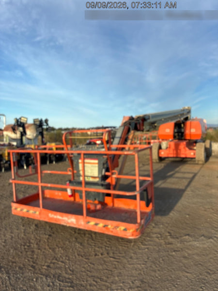 2023 JLG 860SJ