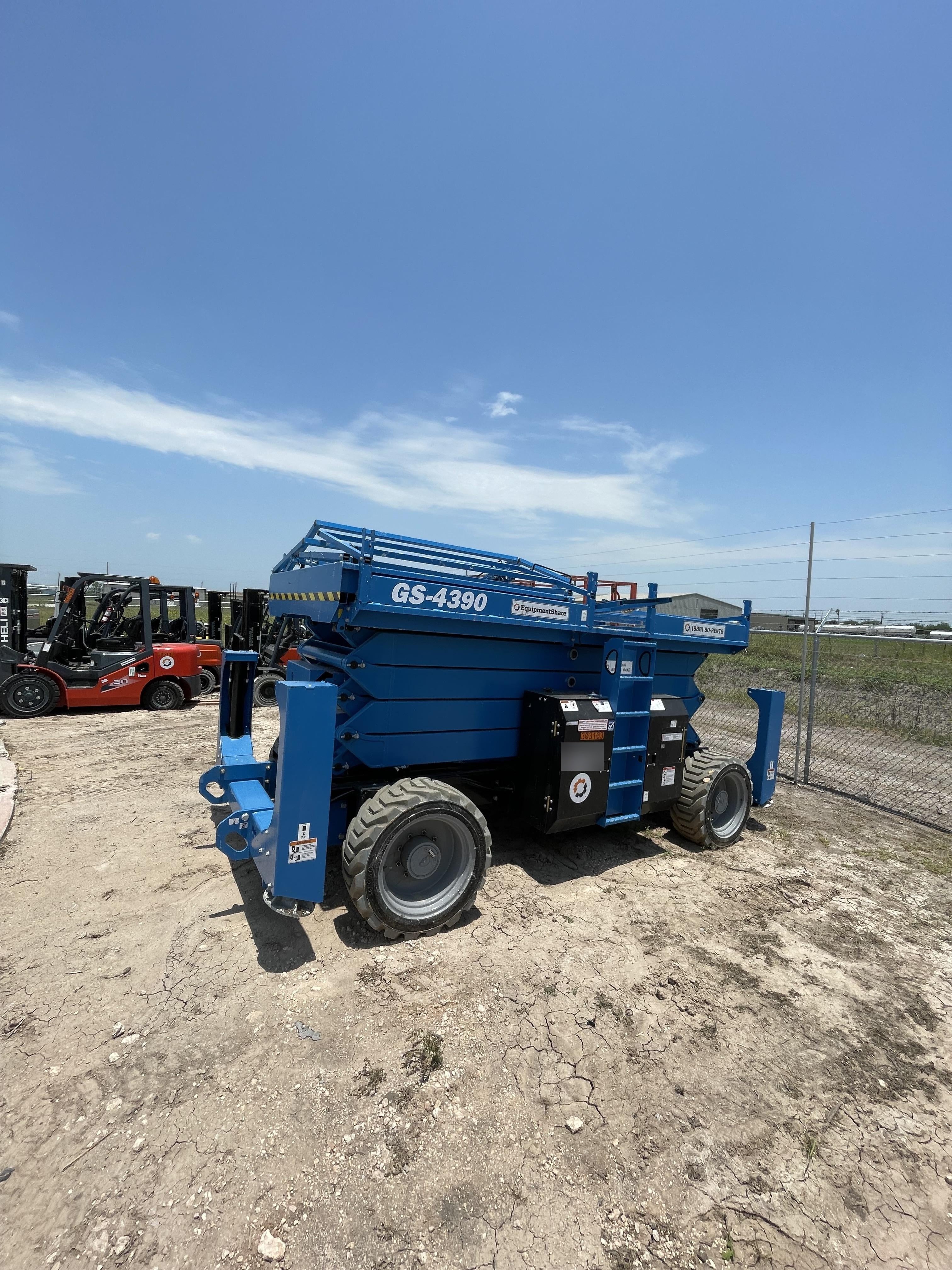 2023 GENIE GS-4390 RT
