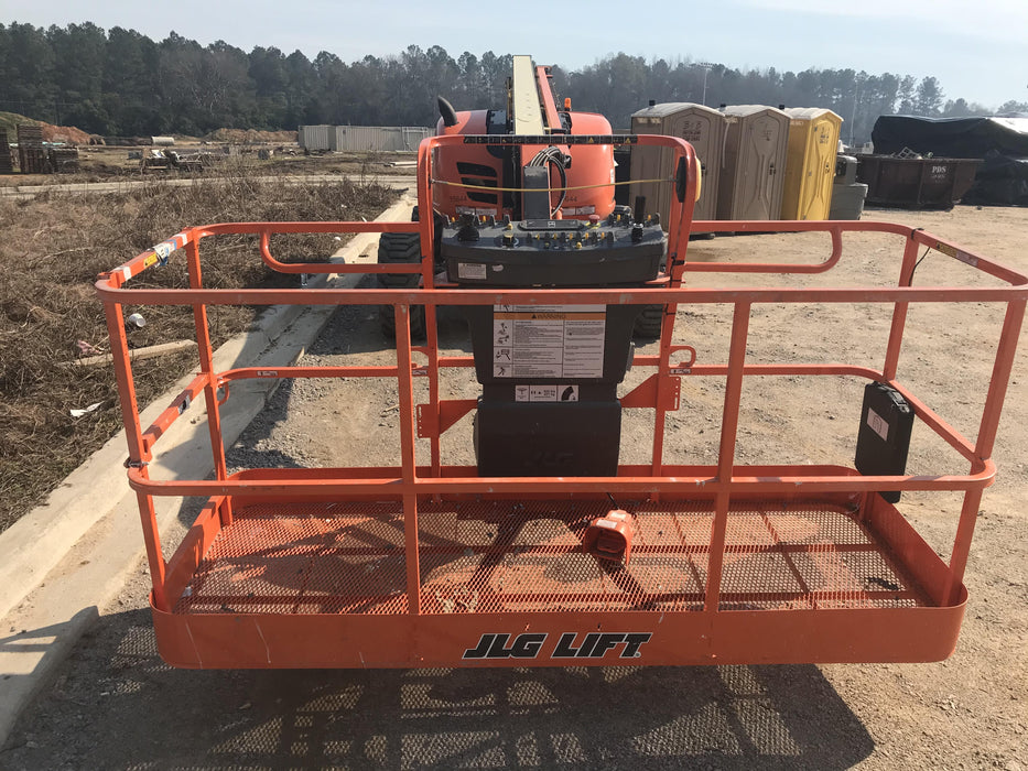 2019 JLG 600AJ