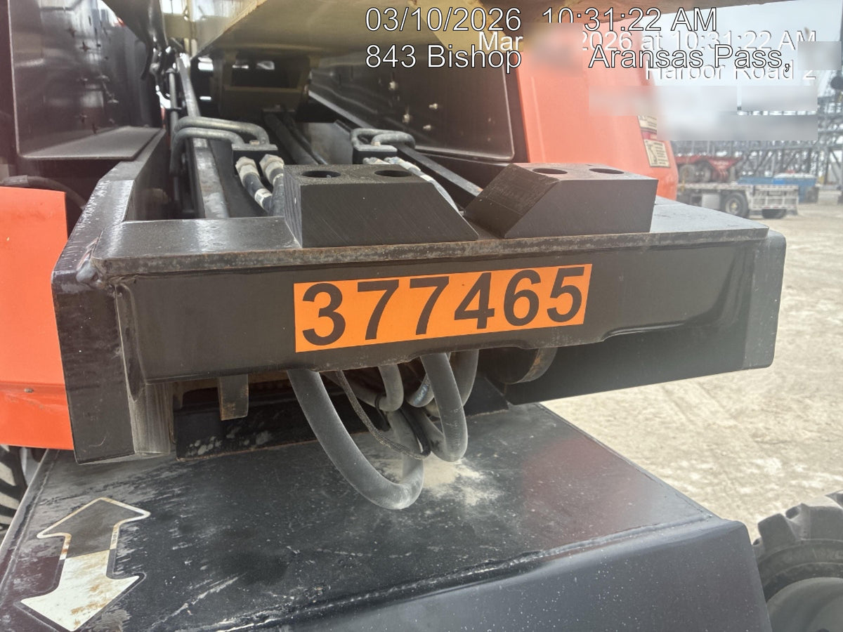 2023 JLG 660SJ