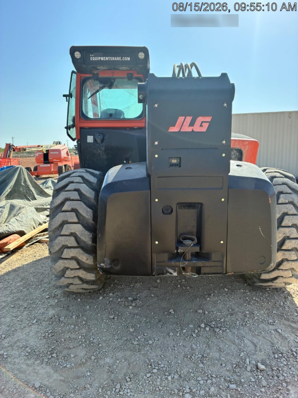 2025 JLG 1732