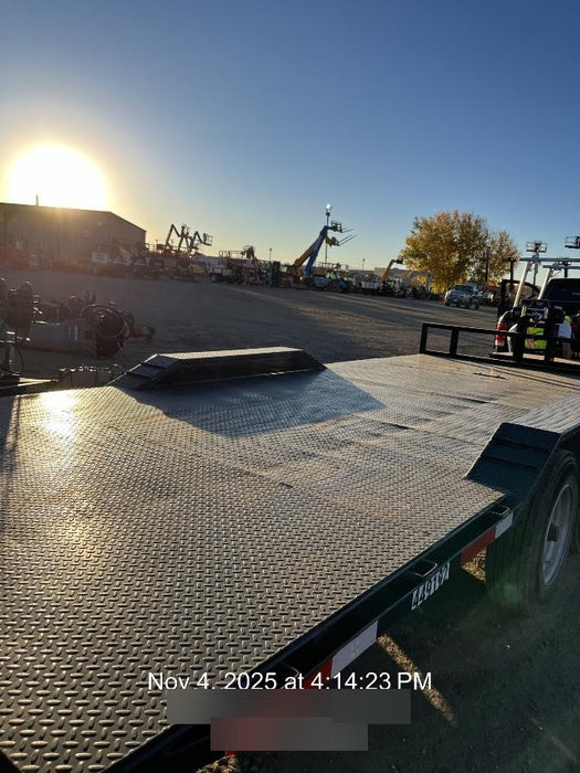 2025 TEXAS PRIDE TRAILERS 21' Lowboy Gravity Tilt Bed 14K Bumper Pull Trailer