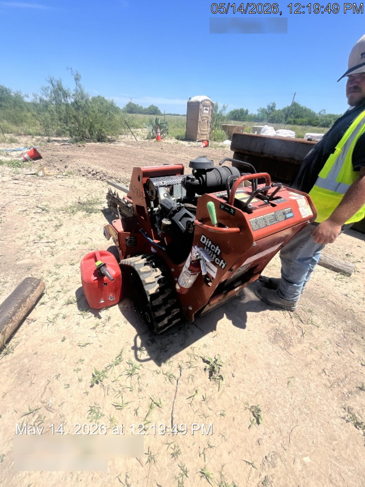 2020 DITCH WITCH C24XA