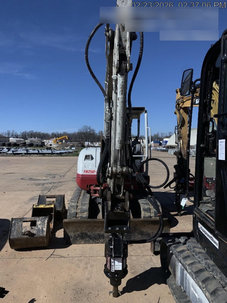 2021 TAKEUCHI TB250-2