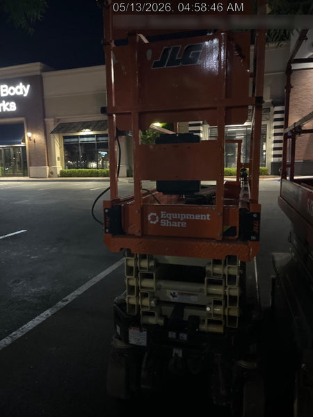 2022 JLG ES1932