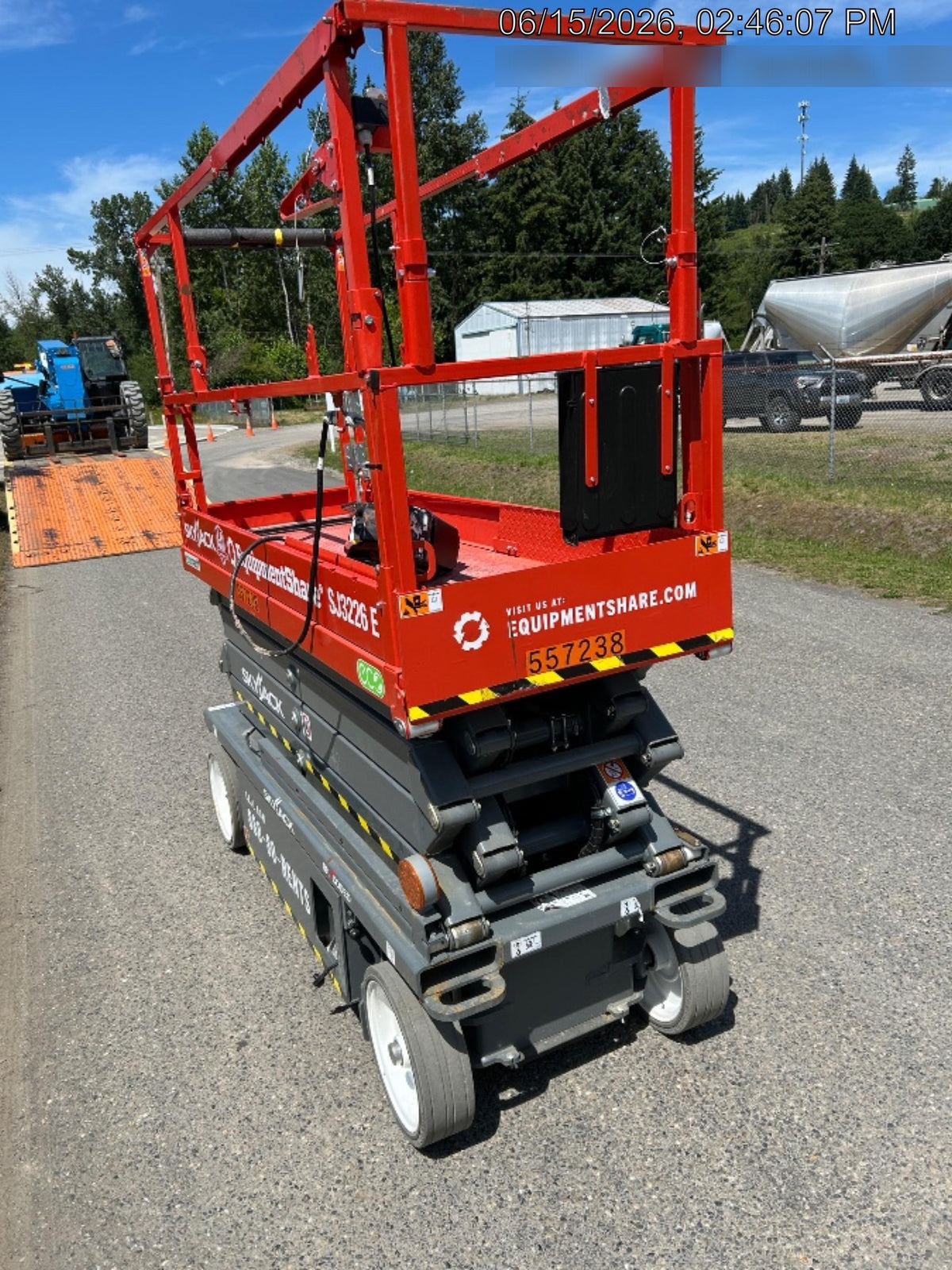 2025 SKYJACK SJ3226