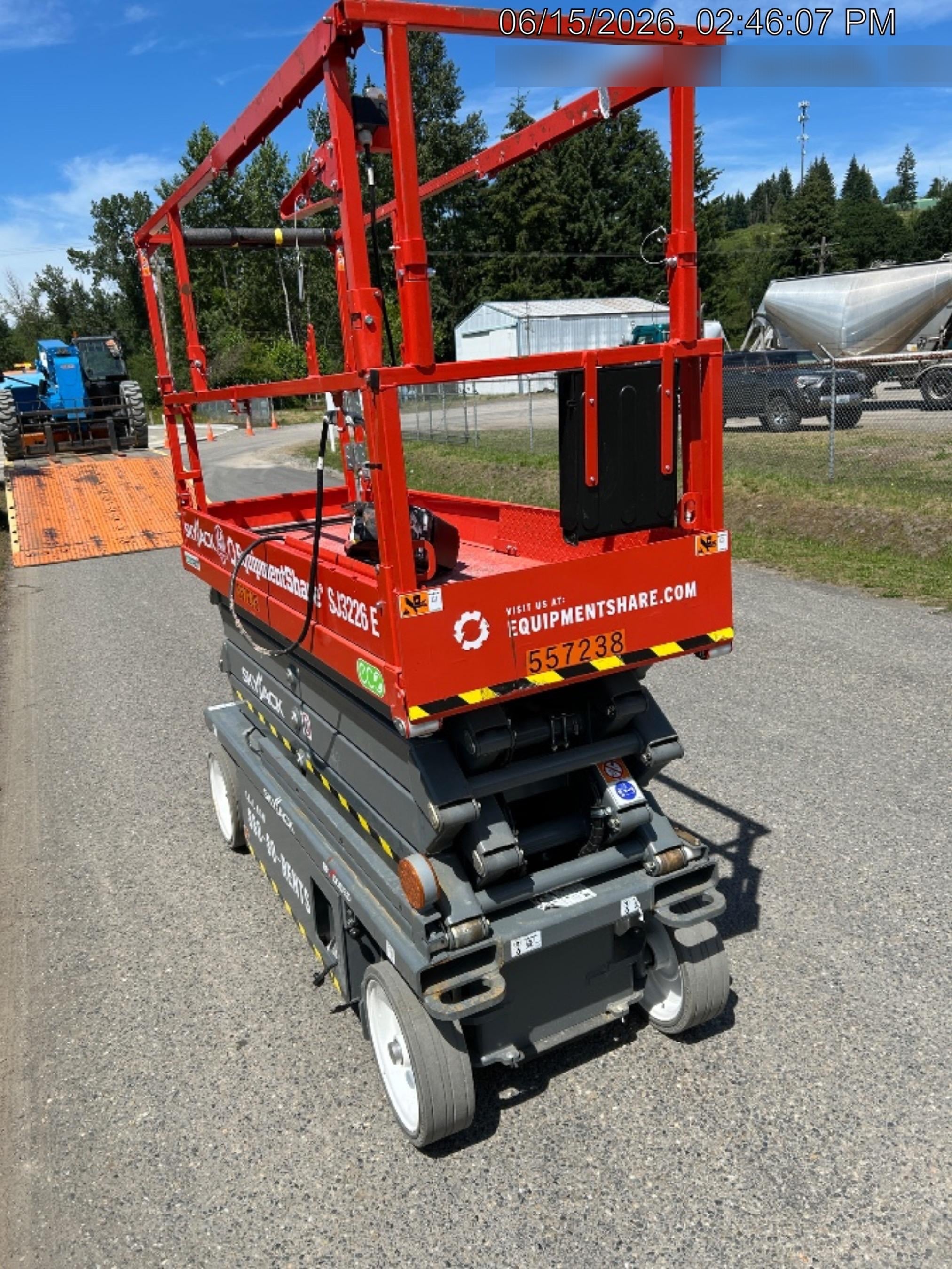 2025 SKYJACK SJ3226