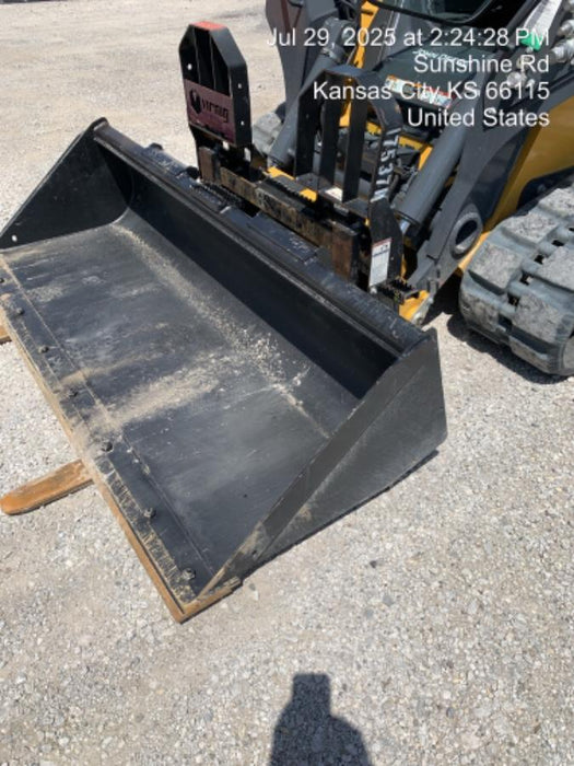 2025 JOHN DEERE 84" Bucket - John Deere