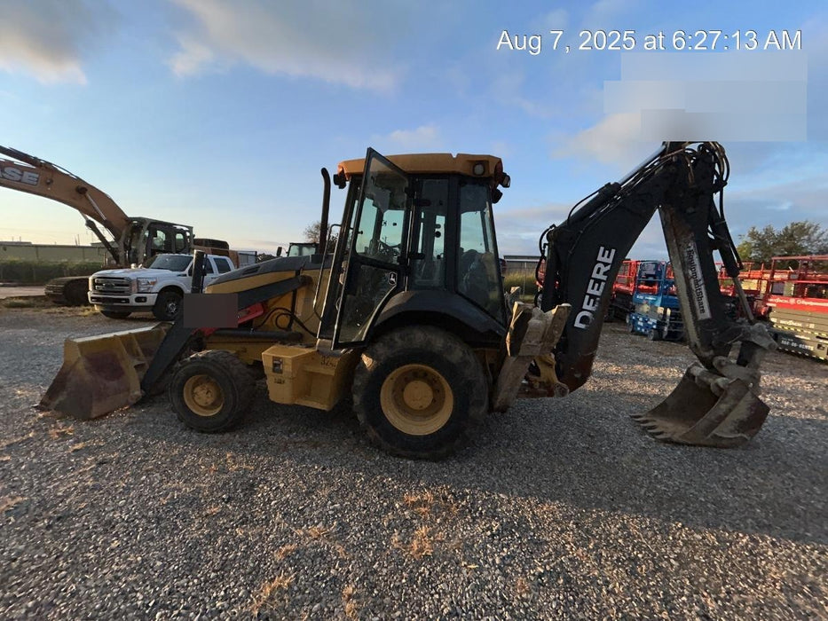 2019 John Deere 310LEP - Extendable Stick 4WD, Enclosed Cab w/Heat, AC , Extendable dipper, ISO Controls, Rear Auxiliary Hydraulics, Manual QC, Buckets: 12”, 18”, and 24”, 5yr / 5,000hr Extended Powertrain and Hydraulics
