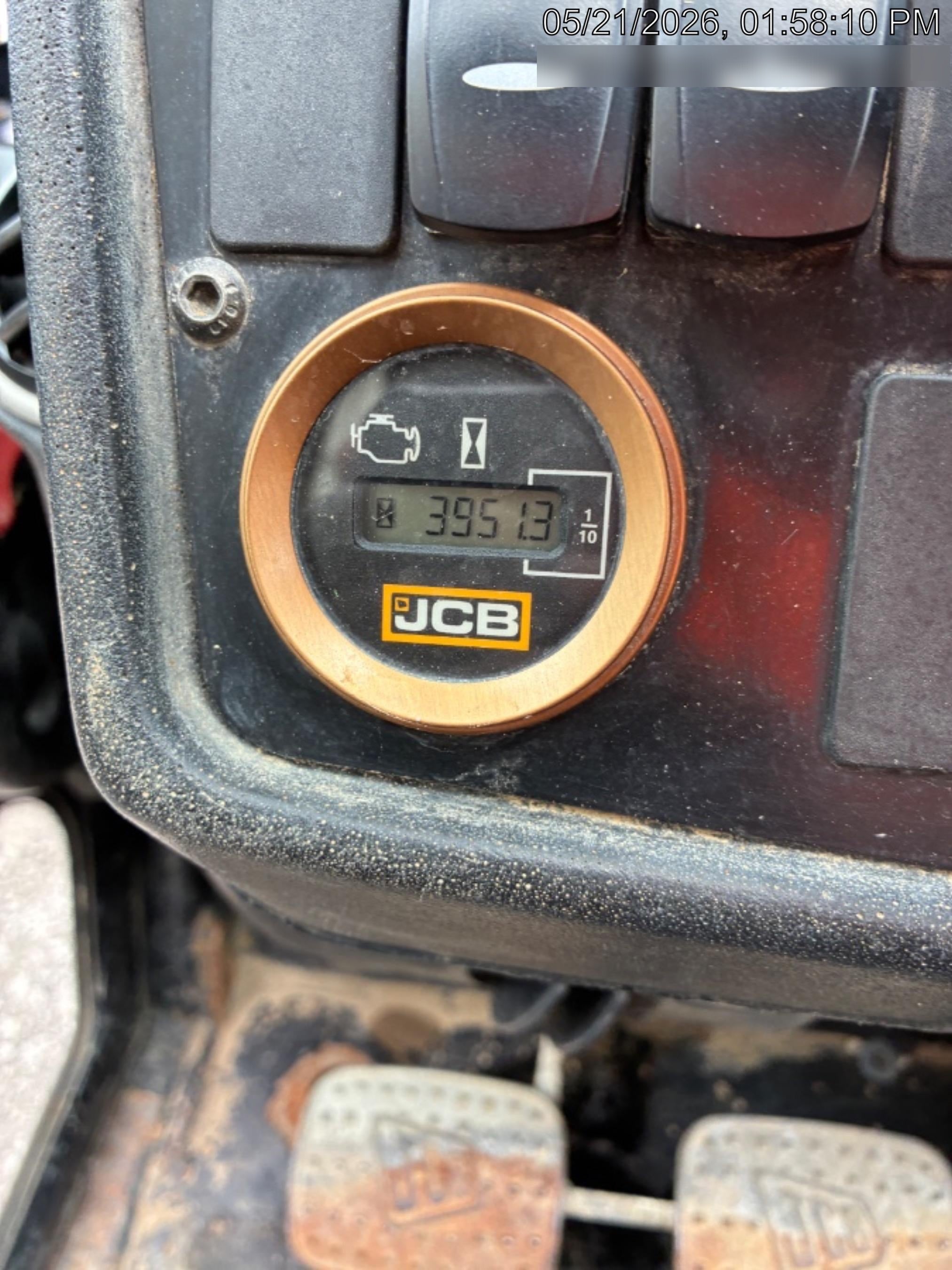 2019 JCB 510-56 74 HP w/CAB/HVAC, Beacon, Worklights, Aux Hydraulics, Solid Tires 72" Carriage/60" Forks
